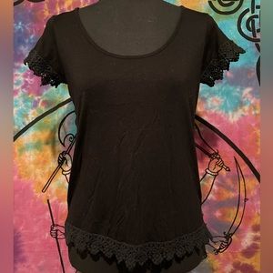 Black crochet lace womens top shirt black Empyre brand small